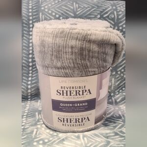 Life Comfort - QUEEN Reversible Sherpa Plush Blanket